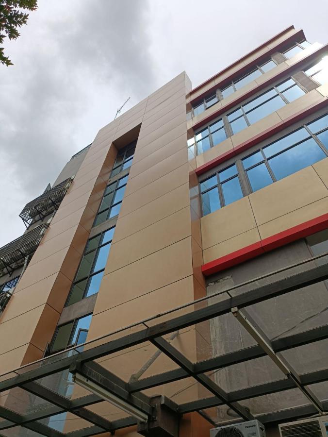 Hotel Odua Golden Mansyur Medan Zewnętrze zdjęcie